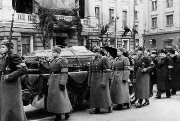 В час похорон И.В. Сталина на улицах Москвы 9 марта 1953 года