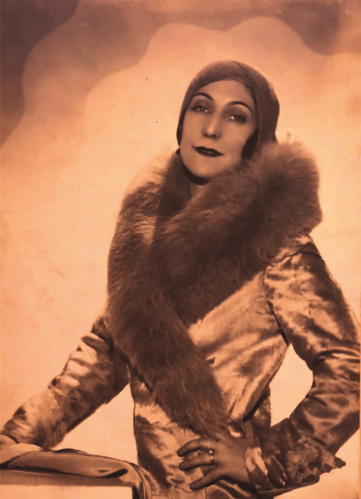 Розали Рейнер. Постановочное фото ок 1930-го года.